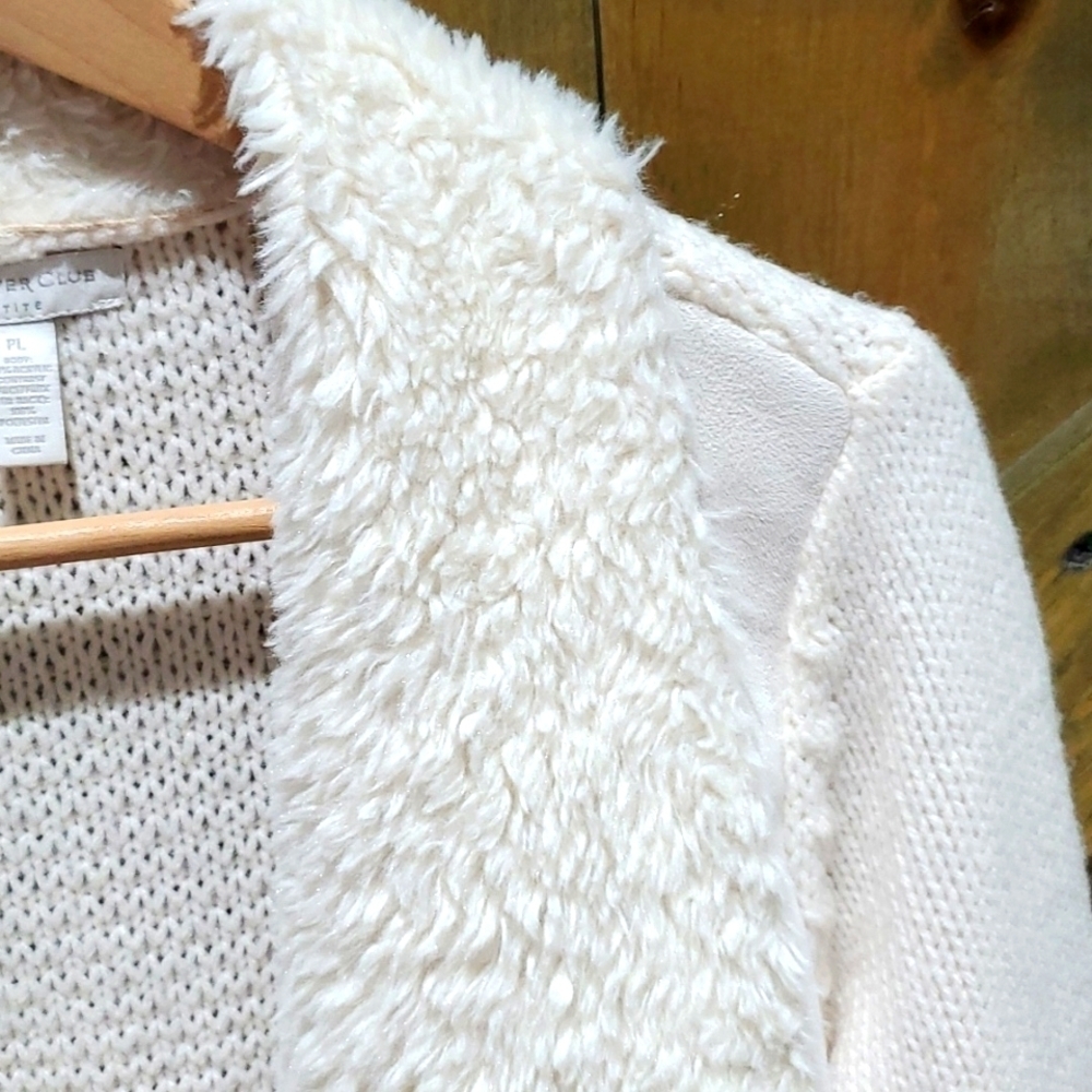 FAUX FUR KNIT SWEATER CREAM, SIZE PETITE LARGE - Picture 3 of 9